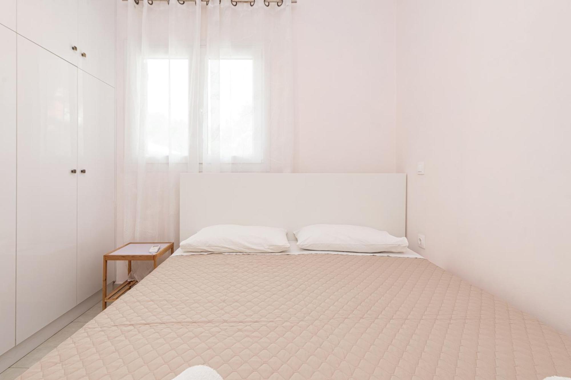 Lazaros Apartments ゴウヴィア エクステリア 写真
