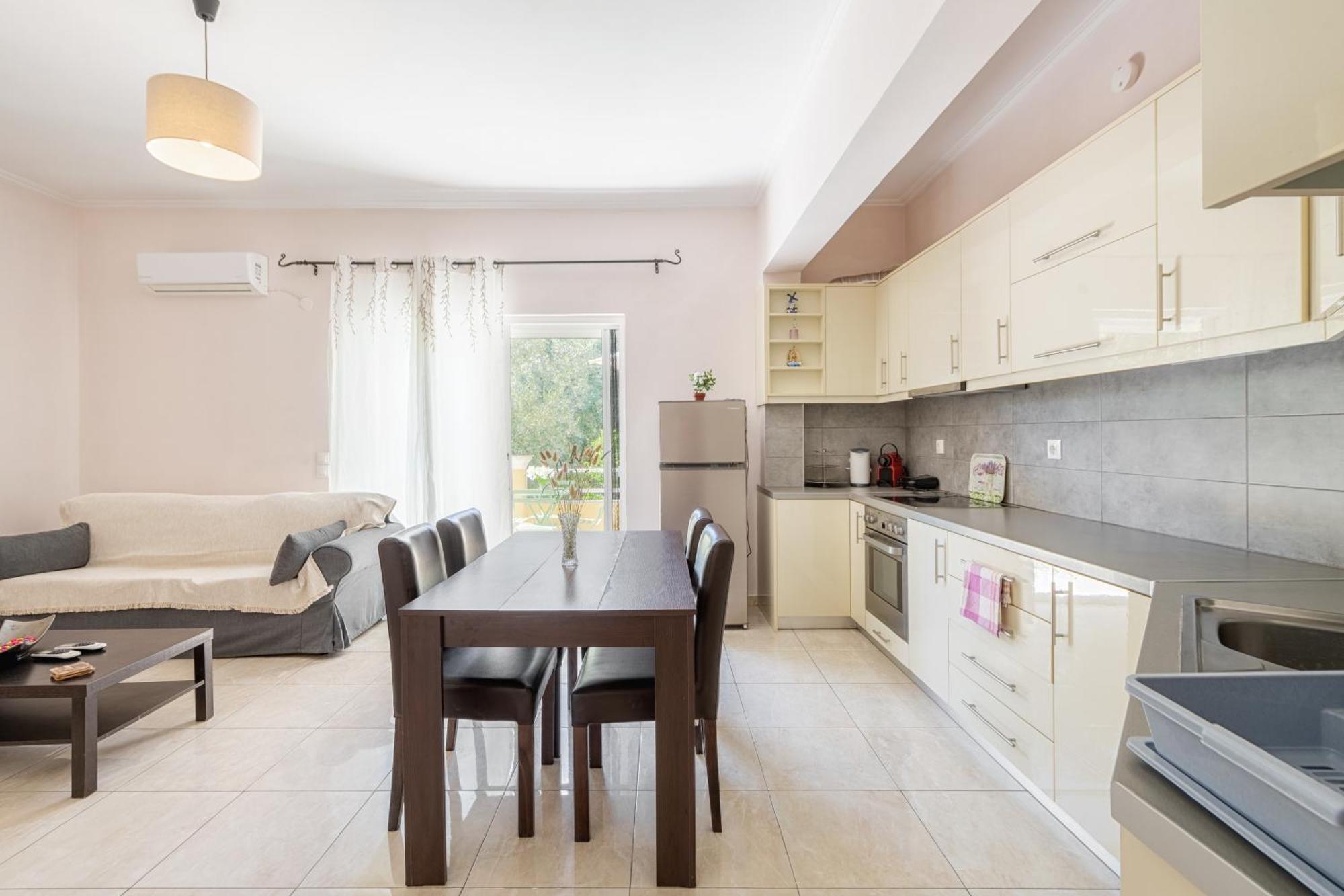 Lazaros Apartments ゴウヴィア エクステリア 写真